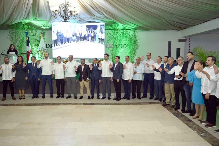 ADEPE elige nueva Junta Directiva para el periodo 2026-2028 y celebra 50 años de trayectoria